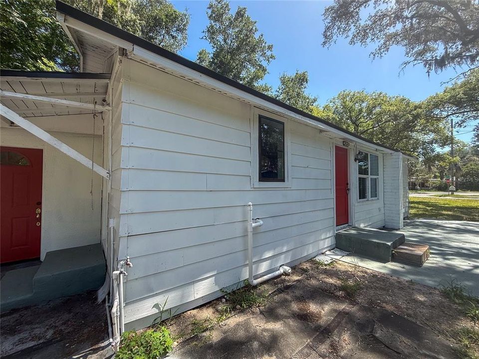 For Sale: $239,700 (3 beds, 1 baths, 1125 Square Feet)