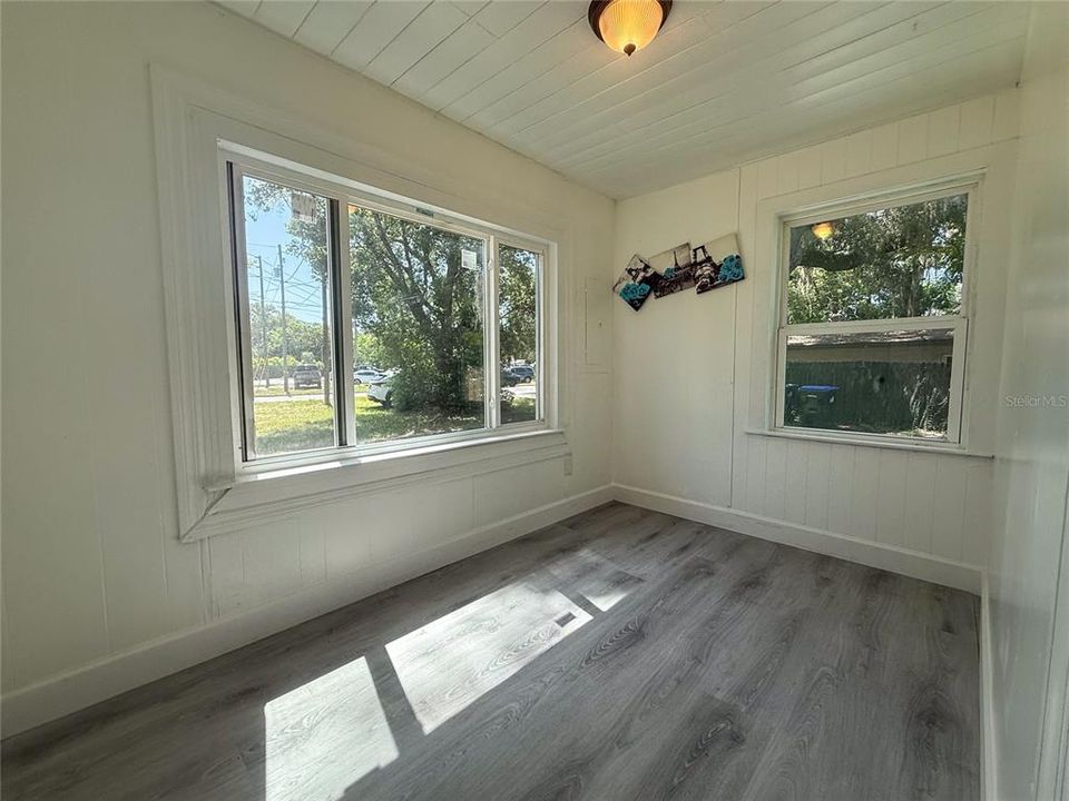 For Sale: $239,700 (3 beds, 1 baths, 1125 Square Feet)