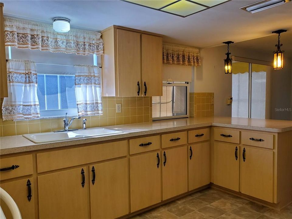 В аренду: $1,550 (2 спален, 2 ванн, 1152 Квадратных фут)