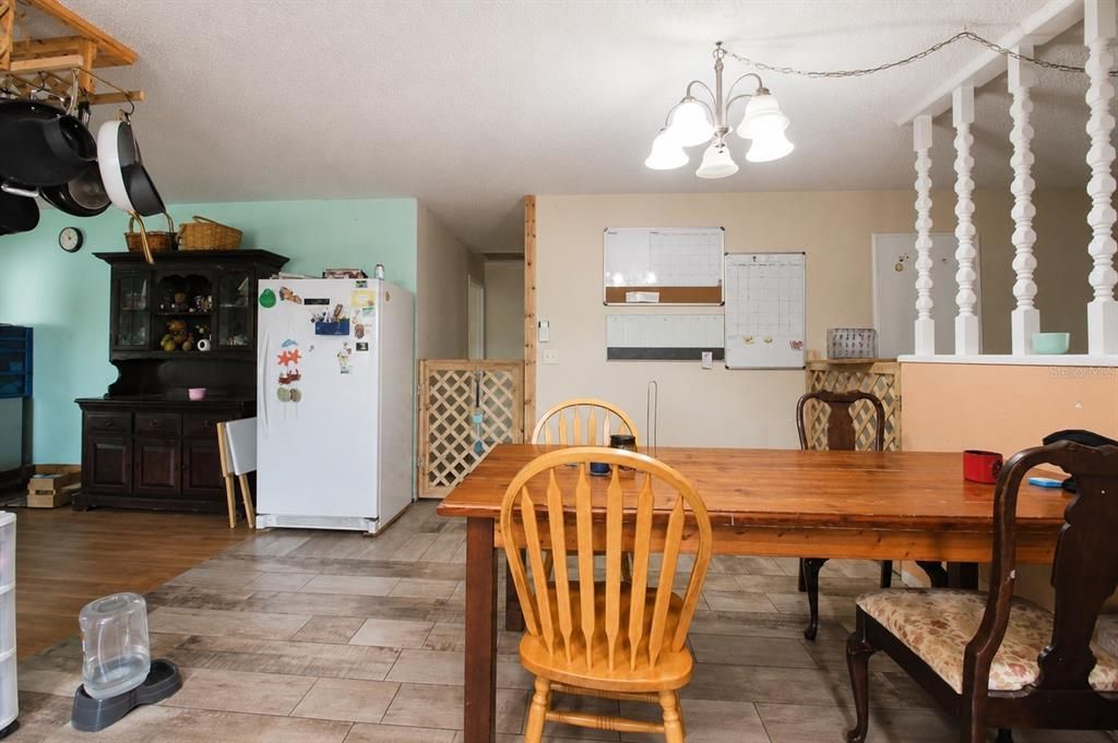 For Sale: $249,900 (4 beds, 2 baths, 2112 Square Feet)