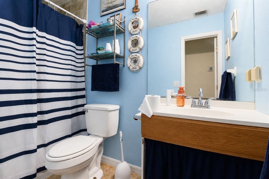 For Sale: $249,900 (4 beds, 2 baths, 2112 Square Feet)