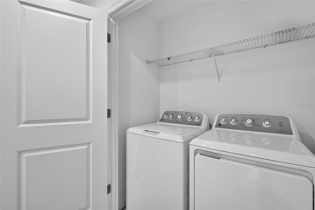 En Venta: $320,000 (3 camas, 2 baños, 1372 Pies cuadrados)
