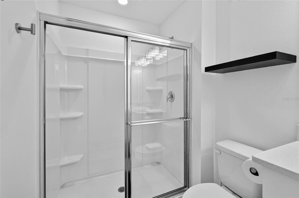 En Venta: $320,000 (3 camas, 2 baños, 1372 Pies cuadrados)