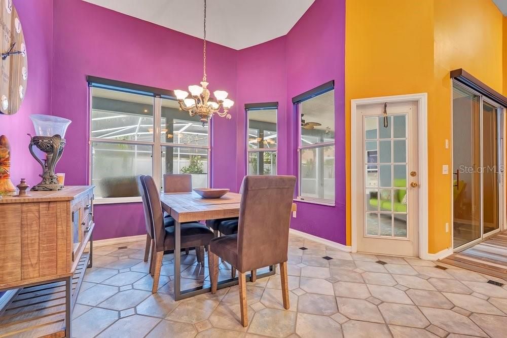 For Sale: $559,900 (4 beds, 3 baths, 2509 Square Feet)