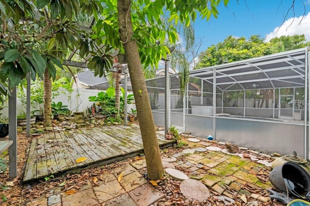 For Sale: $559,900 (4 beds, 3 baths, 2509 Square Feet)