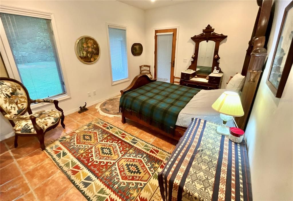 En Venta: $1,429,000 (5 camas, 4 baños, 3502 Pies cuadrados)