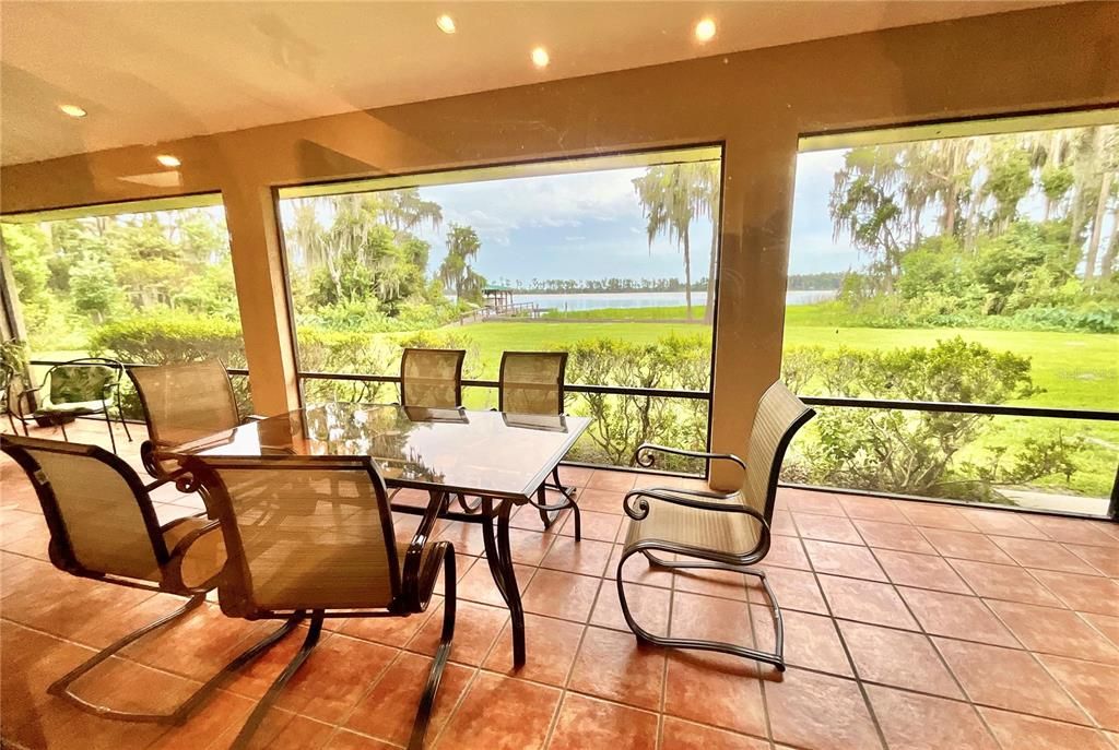 En Venta: $1,429,000 (5 camas, 4 baños, 3502 Pies cuadrados)
