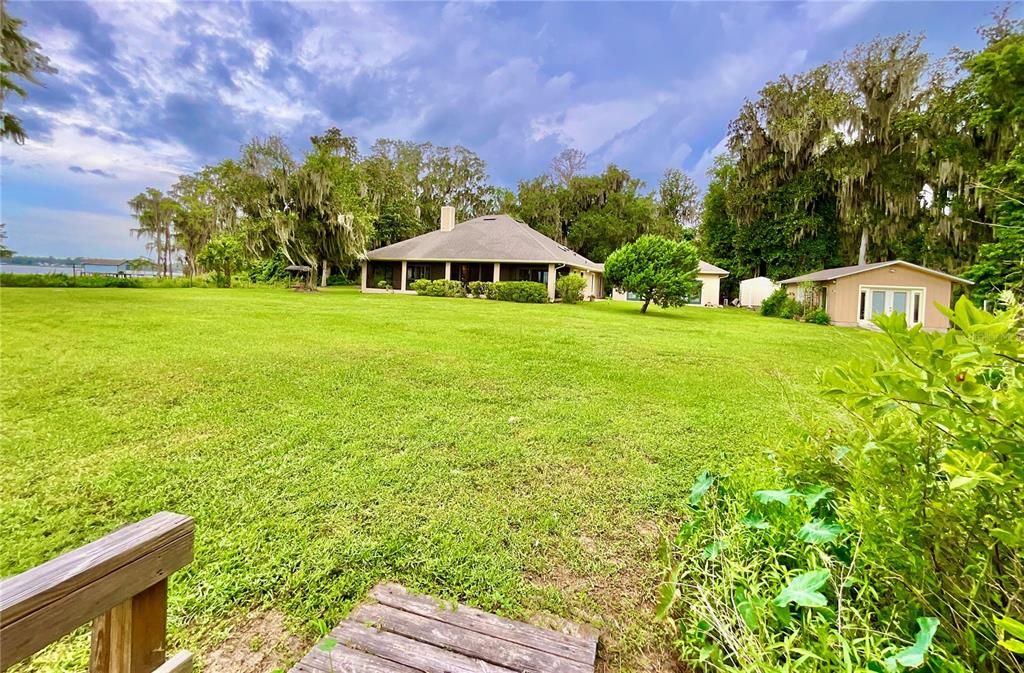 En Venta: $1,429,000 (5 camas, 4 baños, 3502 Pies cuadrados)