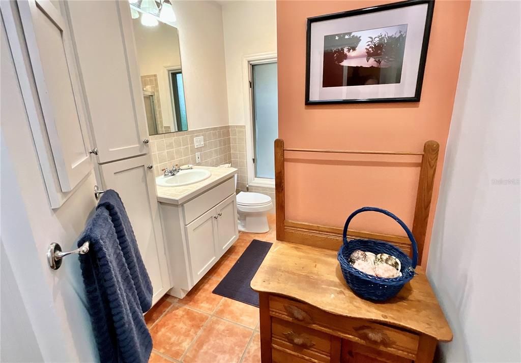 En Venta: $1,429,000 (5 camas, 4 baños, 3502 Pies cuadrados)