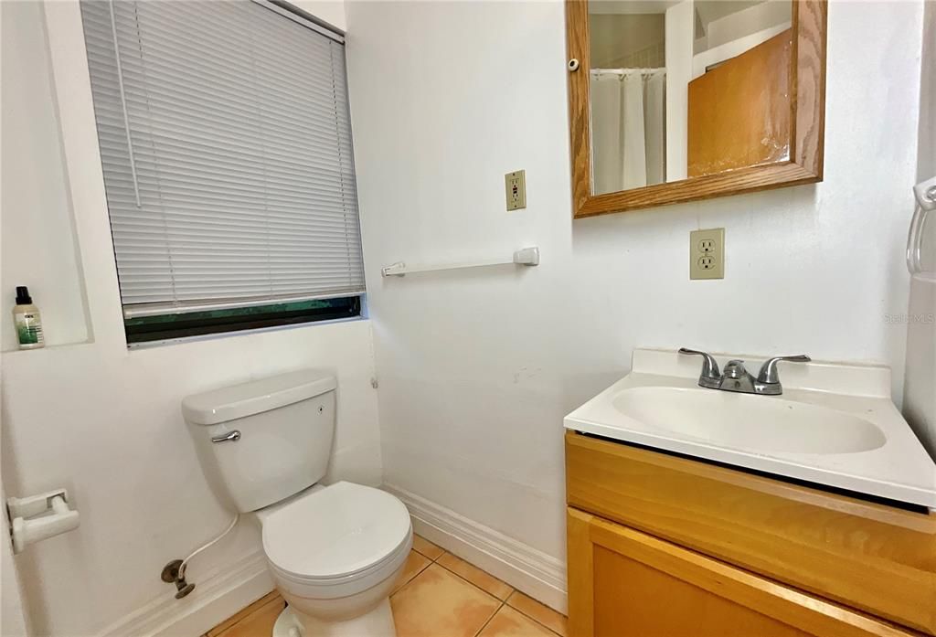En Venta: $1,429,000 (5 camas, 4 baños, 3502 Pies cuadrados)