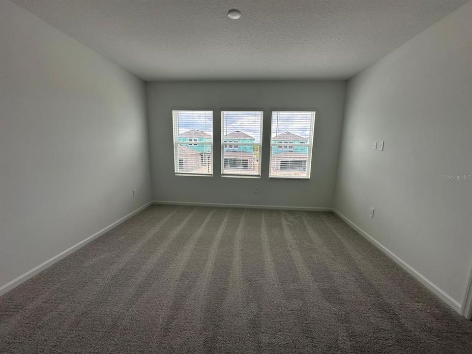 В аренду: $2,500 (3 спален, 2 ванн, 1647 Квадратных фут)