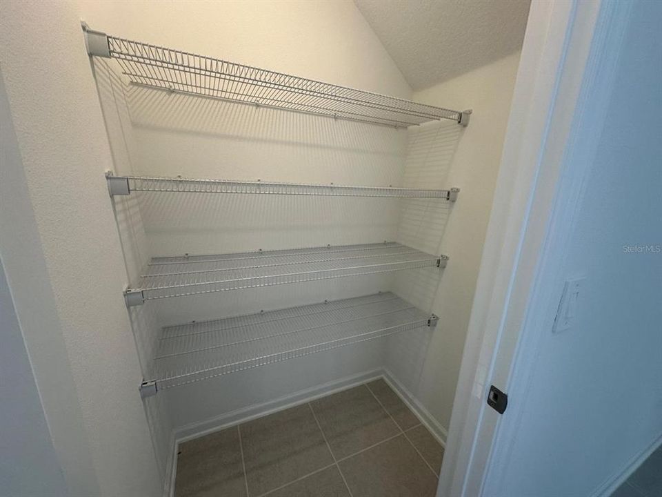 В аренду: $2,500 (3 спален, 2 ванн, 1647 Квадратных фут)