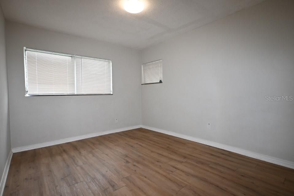 В аренду: $1,700 (3 спален, 2 ванн, 1300 Квадратных фут)