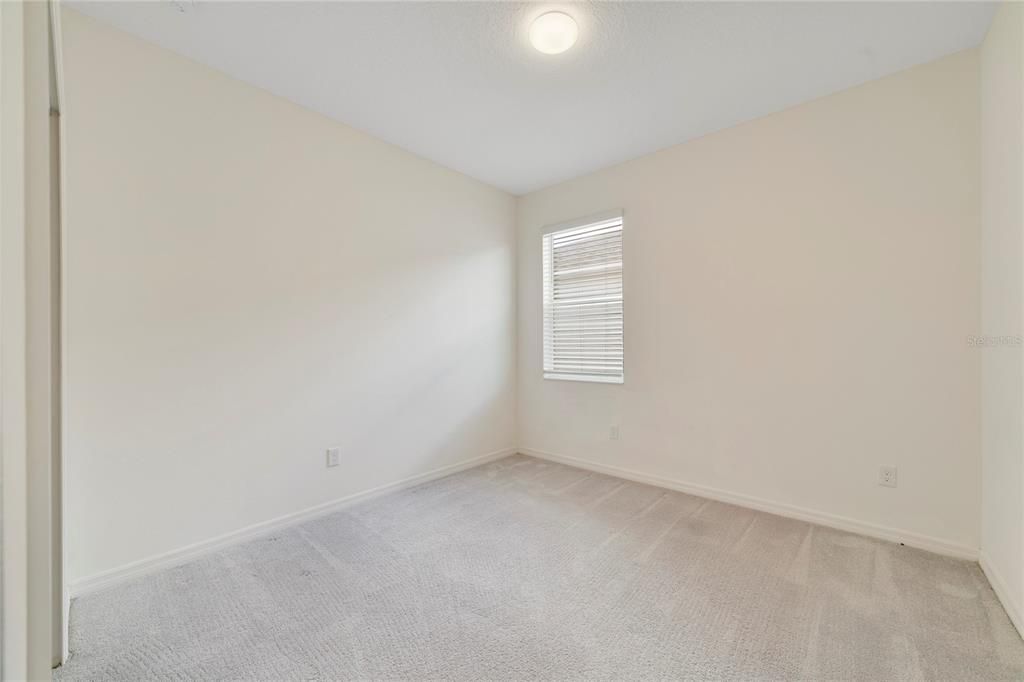 En Venta: $269,000 (4 camas, 2 baños, 1830 Pies cuadrados)