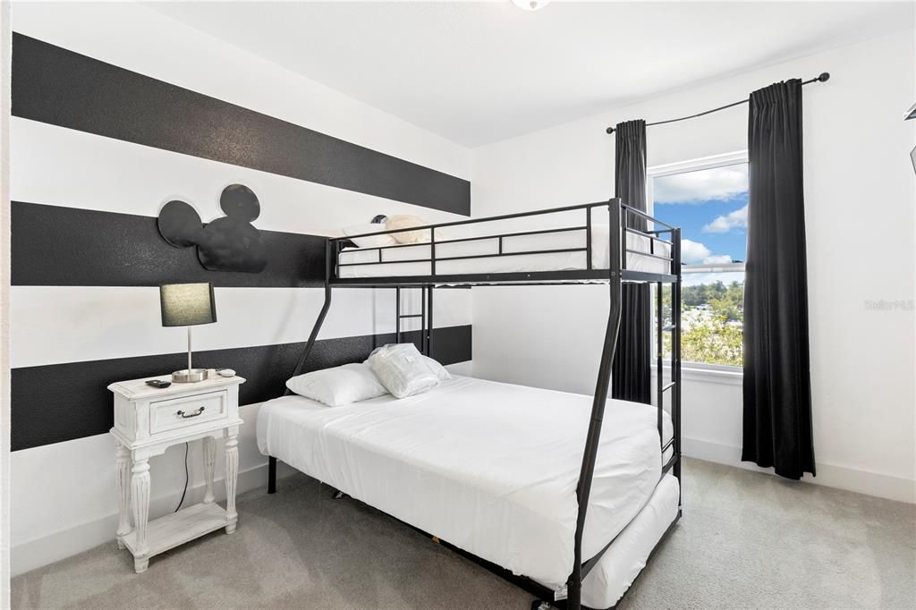 For Sale: $425,000 (3 beds, 2 baths, 1659 Square Feet)