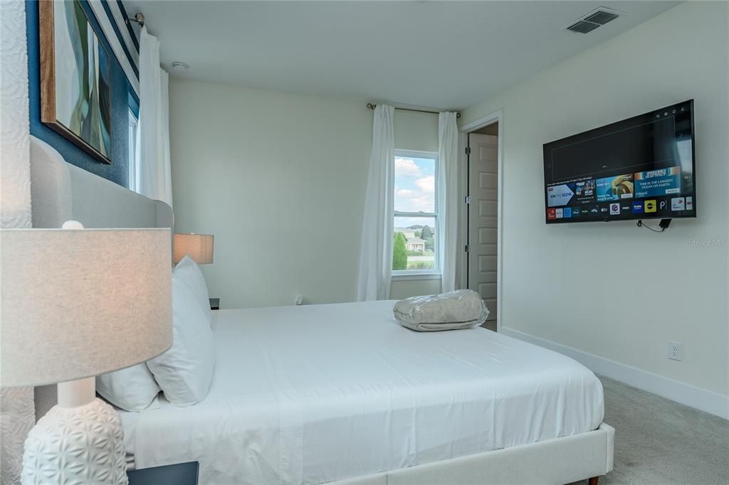 For Sale: $425,000 (3 beds, 2 baths, 1659 Square Feet)