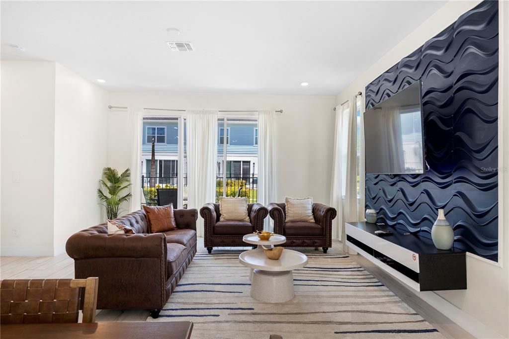 For Sale: $425,000 (3 beds, 2 baths, 1659 Square Feet)