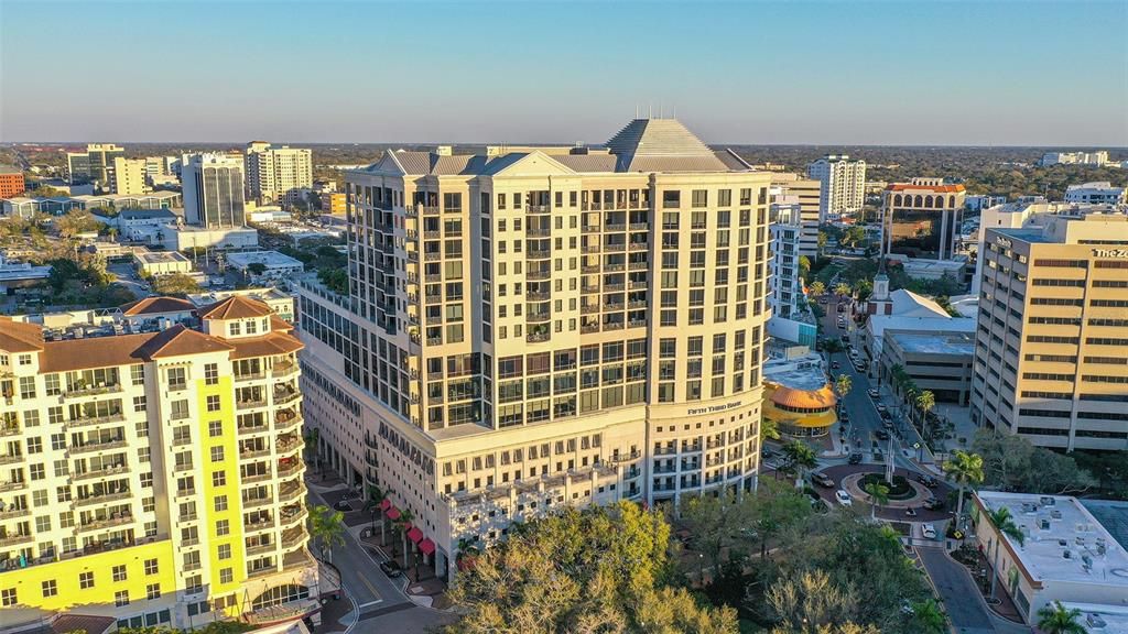 For Rent: $7,500 (2 beds, 2 baths, 1595 Square Feet)