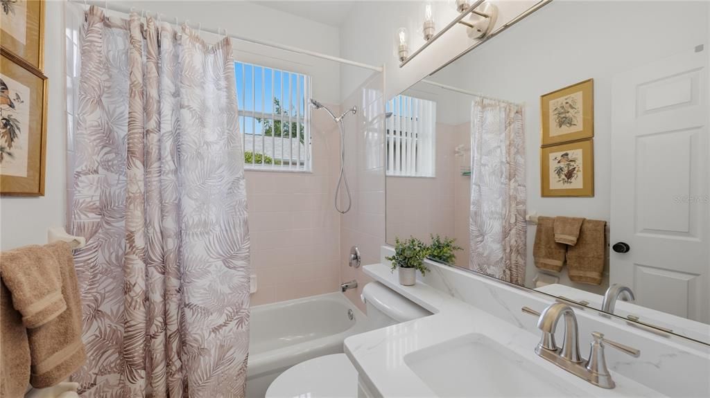 En Venta: $549,000 (3 camas, 2 baños, 1823 Pies cuadrados)