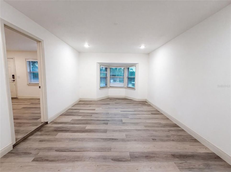 На продажу: $298,000 (3 спален, 2 ванн, 1400 Квадратных фут)