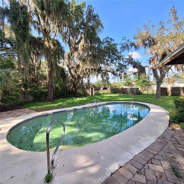 Activo con contrato: $475,000 (3 camas, 2 baños, 1755 Pies cuadrados)