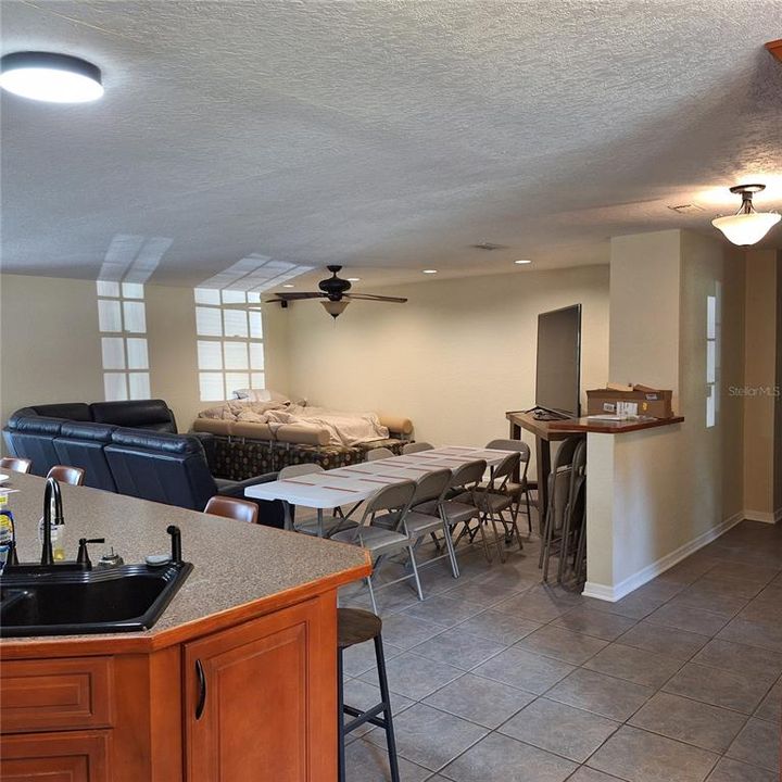 Activo con contrato: $475,000 (3 camas, 2 baños, 1755 Pies cuadrados)