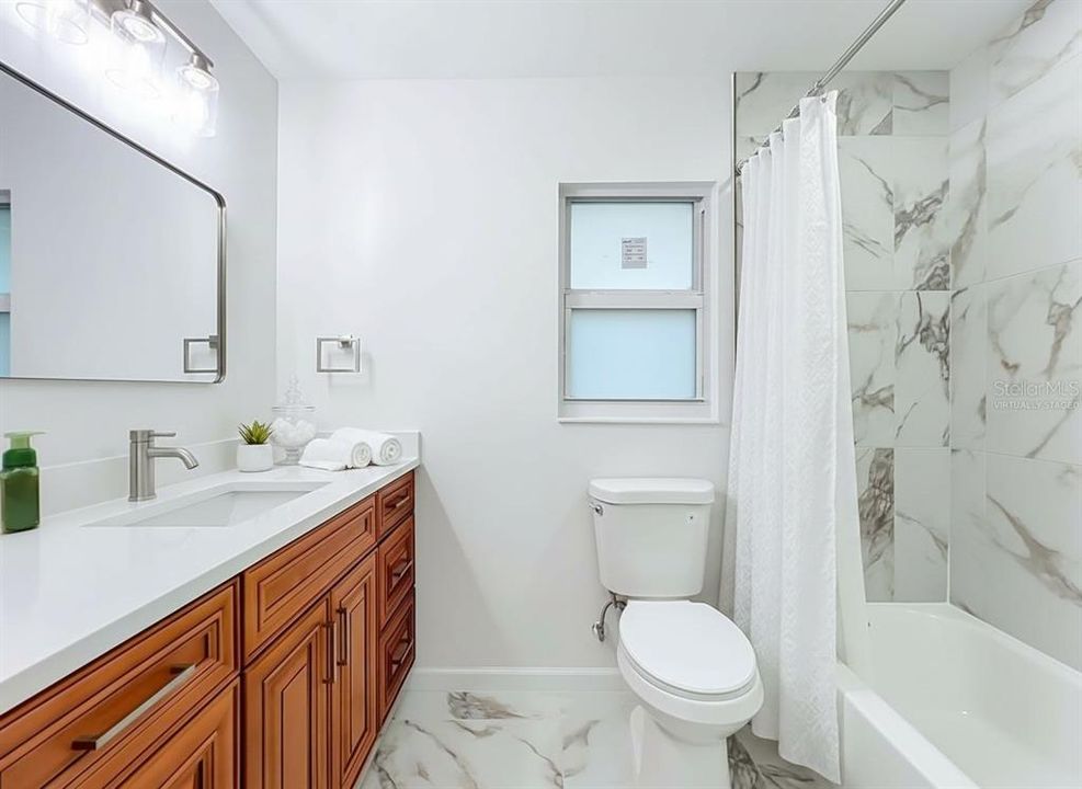 В аренду: $2,500 (3 спален, 2 ванн, 1400 Квадратных фут)