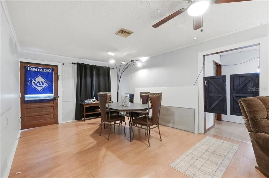En Venta: $210,000 (3 camas, 2 baños, 1519 Pies cuadrados)