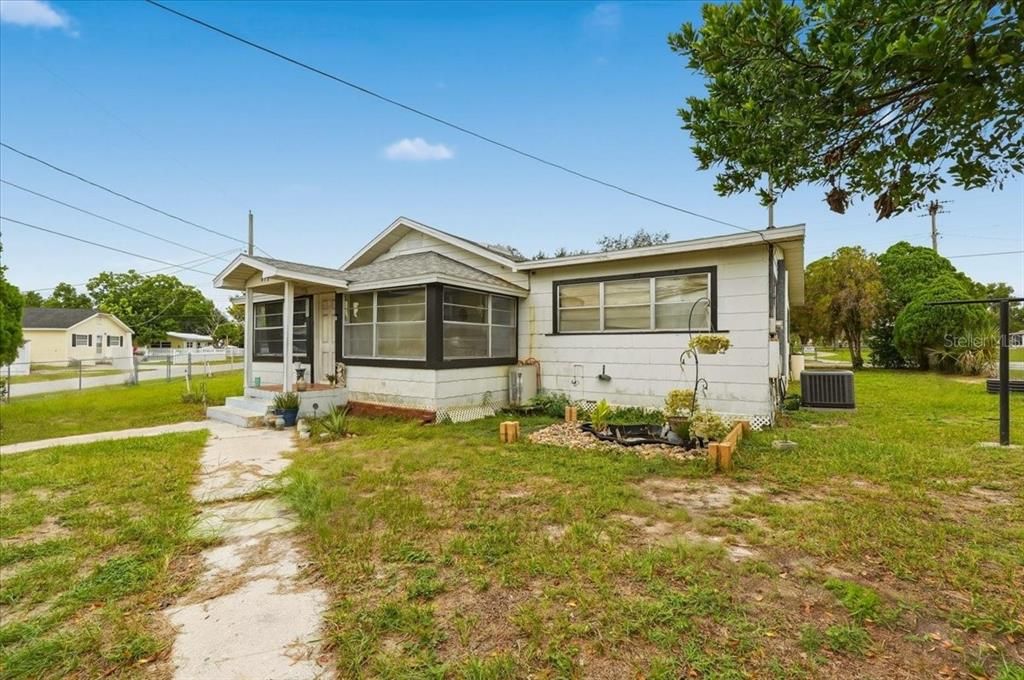 En Venta: $210,000 (3 camas, 2 baños, 1519 Pies cuadrados)