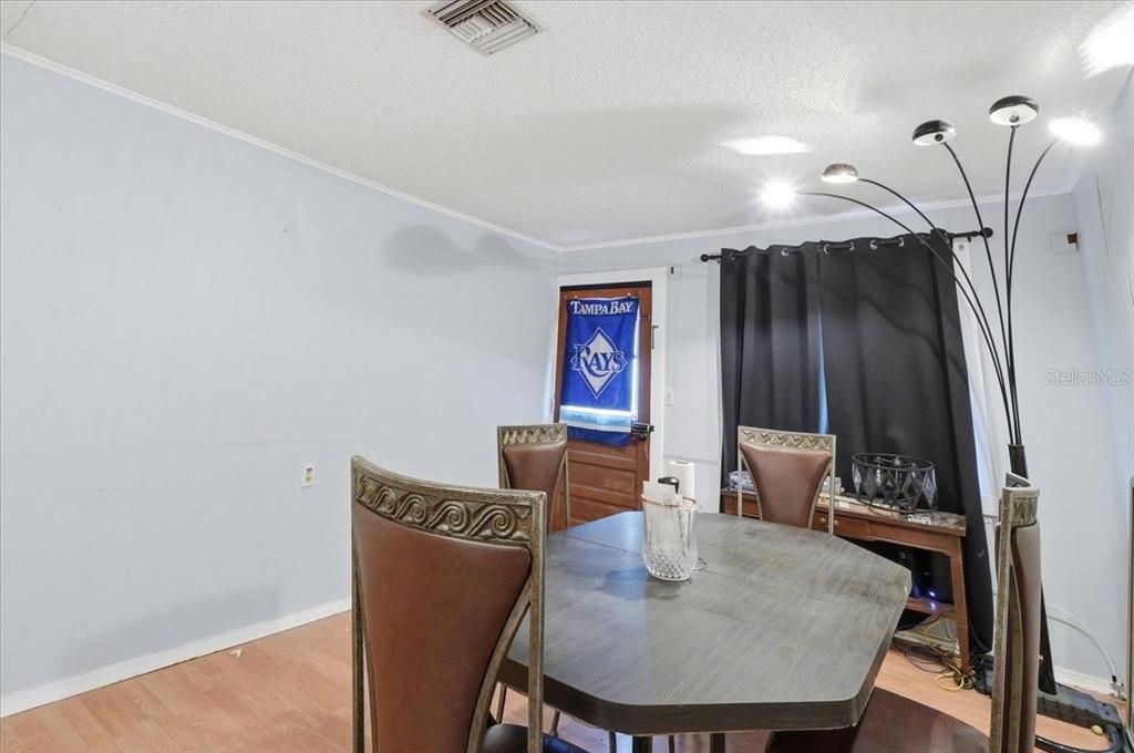En Venta: $210,000 (3 camas, 2 baños, 1519 Pies cuadrados)