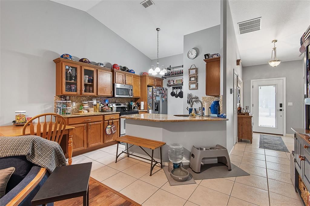 En Venta: $519,900 (6 camas, 0 baños, 2484 Pies cuadrados)