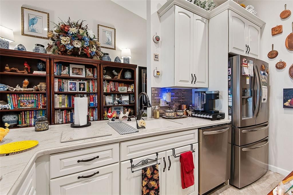 En Venta: $519,900 (6 camas, 0 baños, 2484 Pies cuadrados)