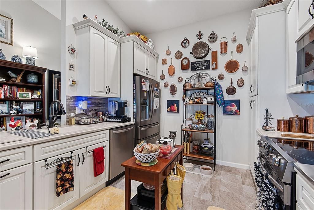 En Venta: $519,900 (6 camas, 0 baños, 2484 Pies cuadrados)