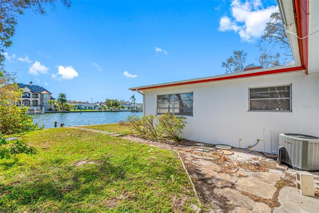 En Venta: $1,299,000 (3 camas, 2 baños, 2224 Pies cuadrados)