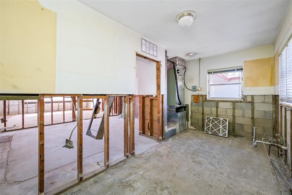 En Venta: $1,299,000 (3 camas, 2 baños, 2224 Pies cuadrados)