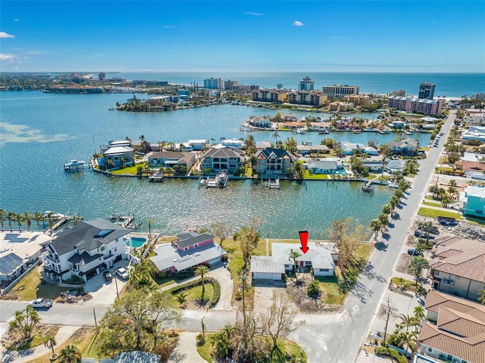 En Venta: $1,299,000 (3 camas, 2 baños, 2224 Pies cuadrados)