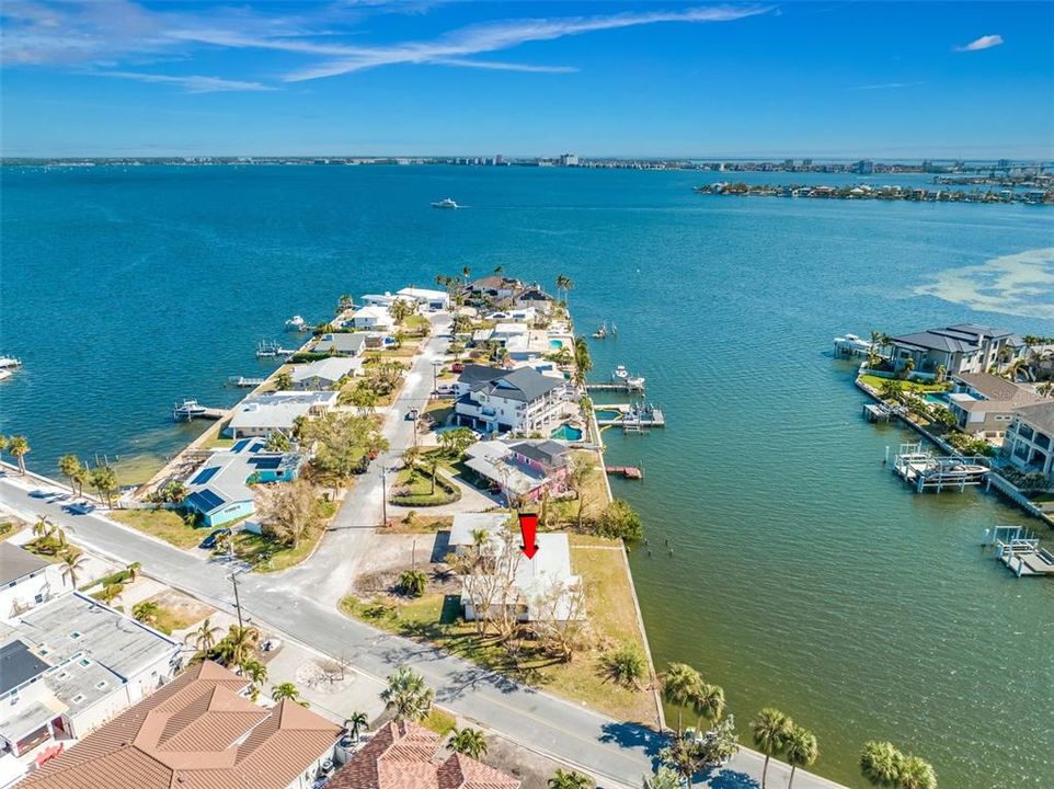 En Venta: $1,299,000 (3 camas, 2 baños, 2224 Pies cuadrados)