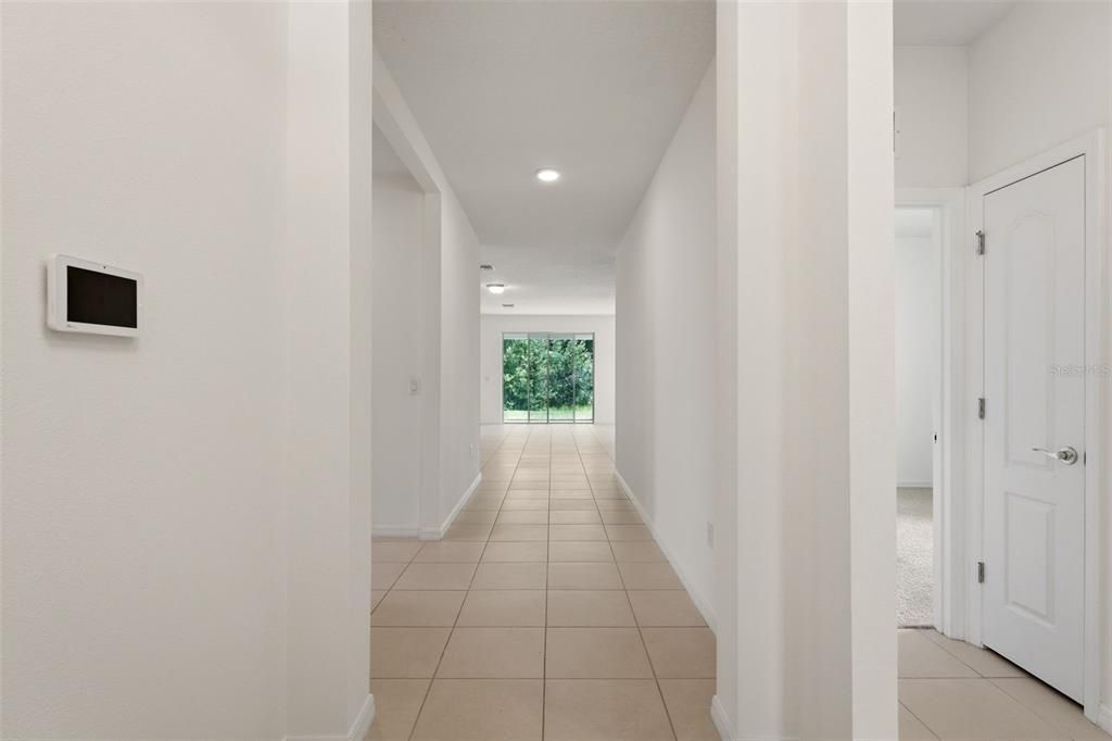 В аренду: $2,995 (4 спален, 2 ванн, 2047 Квадратных фут)