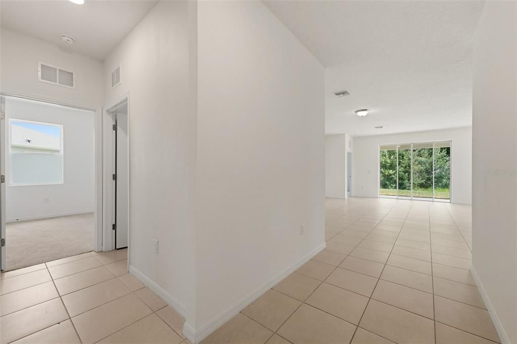 В аренду: $2,995 (4 спален, 2 ванн, 2047 Квадратных фут)