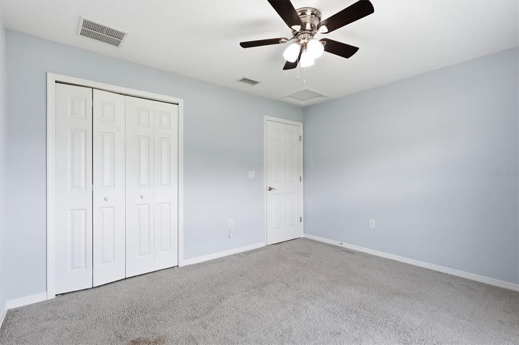 For Sale: $325,000 (3 beds, 2 baths, 1577 Square Feet)