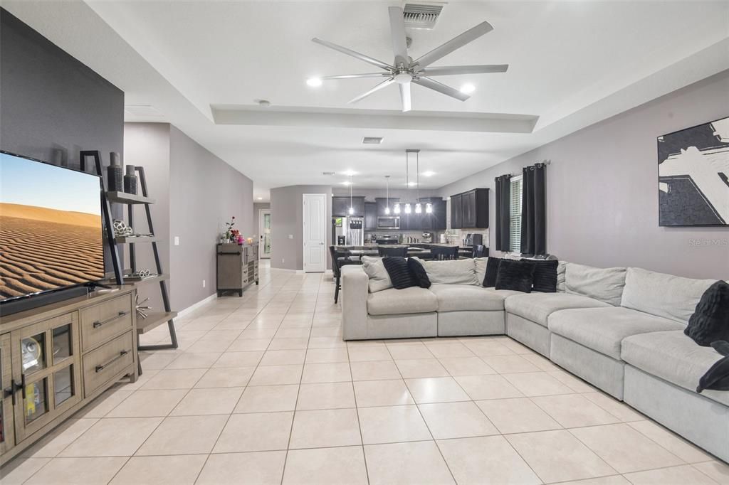 For Sale: $375,000 (4 beds, 2 baths, 2144 Square Feet)