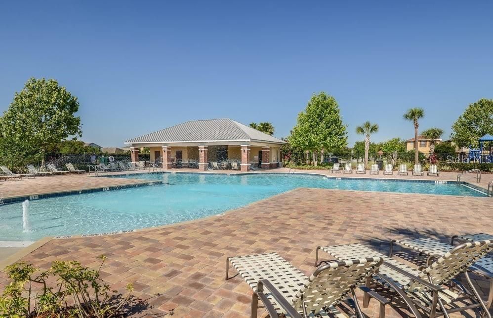 For Sale: $375,000 (4 beds, 2 baths, 2144 Square Feet)