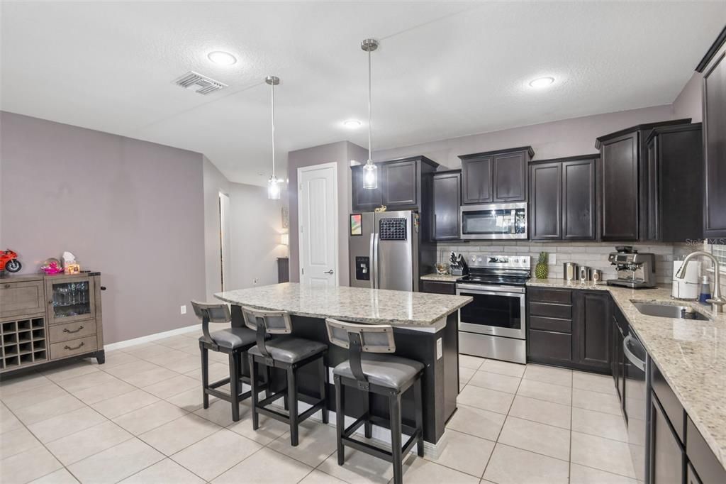 For Sale: $375,000 (4 beds, 2 baths, 2144 Square Feet)