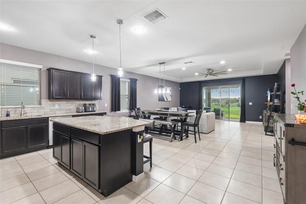 For Sale: $375,000 (4 beds, 2 baths, 2144 Square Feet)