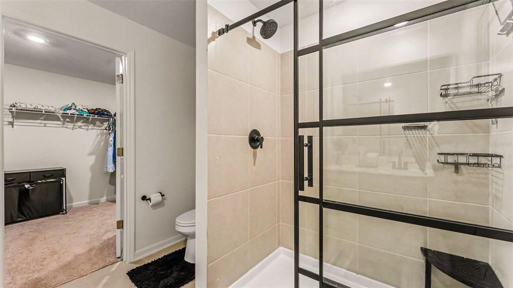 На продажу: $298,000 (4 спален, 2 ванн, 1801 Квадратных фут)