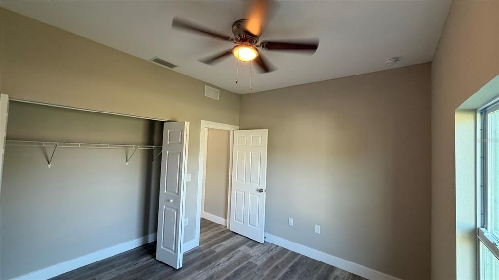 В аренду: $1,895 (3 спален, 2 ванн, 1461 Квадратных фут)