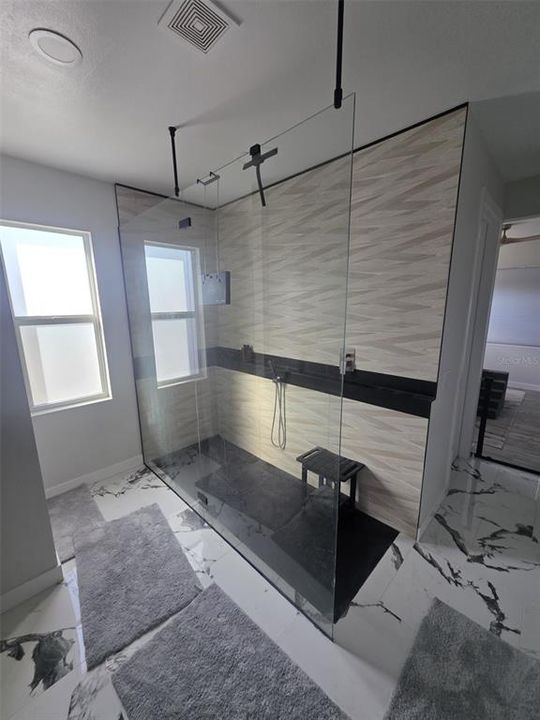 En Venta: $425,000 (3 camas, 2 baños, 1736 Pies cuadrados)