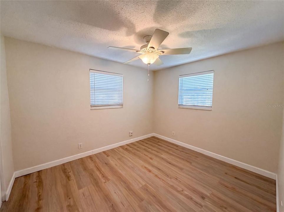 Activo con contrato: $290,000 (3 camas, 2 baños, 1138 Pies cuadrados)
