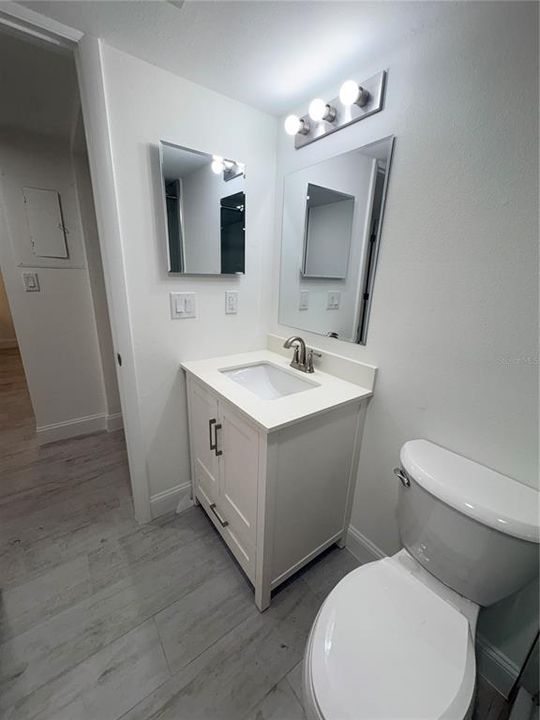 For Sale: $155,000 (2 beds, 2 baths, 892 Square Feet)