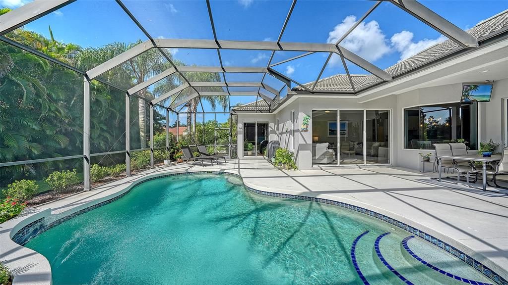 En Venta: $745,000 (3 camas, 3 baños, 2546 Pies cuadrados)